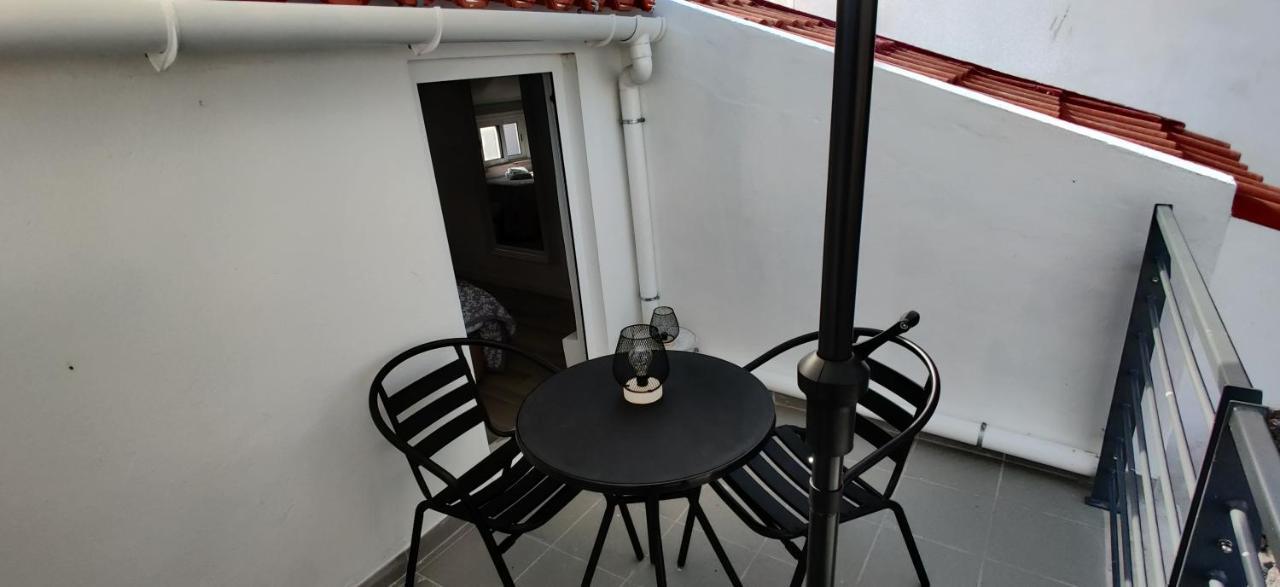 Nazare Historic Beach House-1 Minute To The Beach Buitenkant foto